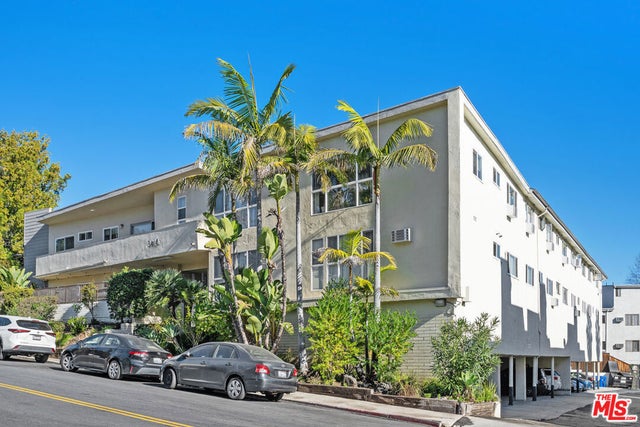 3410 Club Drive, Los Angeles