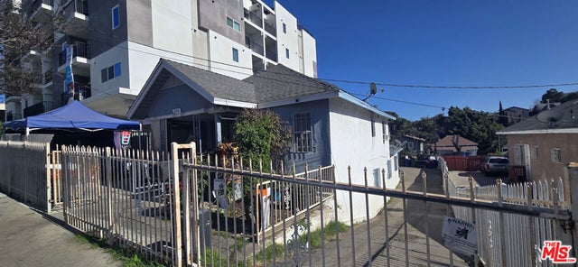 214 N Alvarado Street # 2, Los Angeles