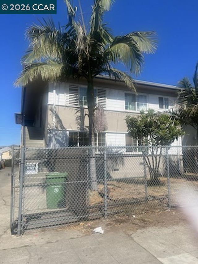 1517 51st Ave, Oakland