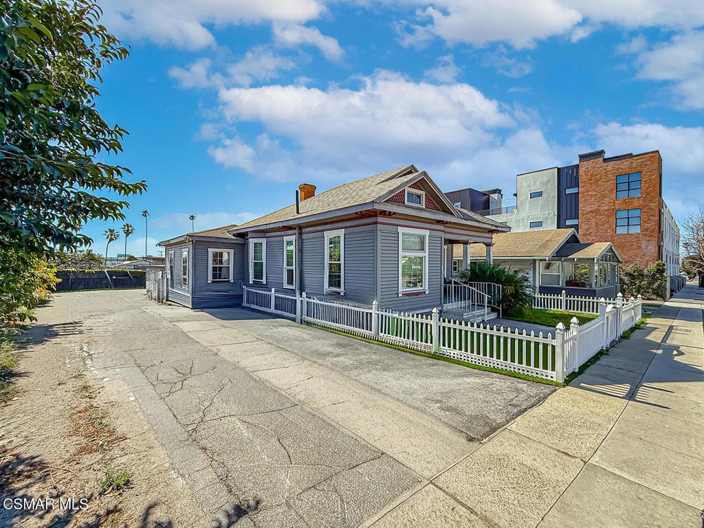 Photo of Listing #226000602