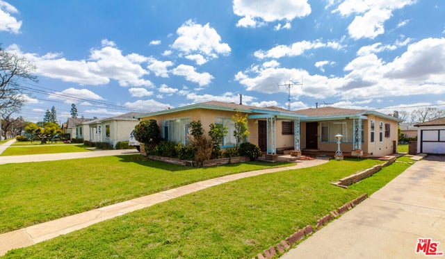 3202 W 111th Street, Inglewood