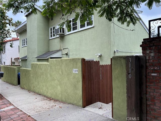 3107 Hollycrest, Los Angeles