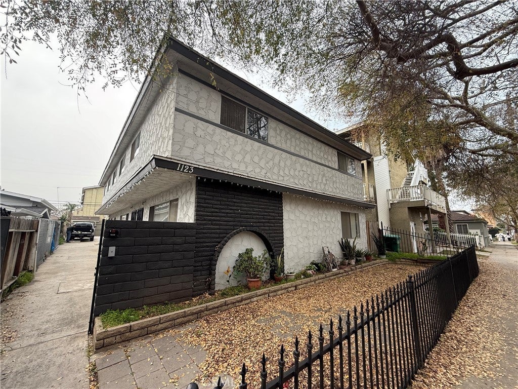 Photo of Listing #SB26033659