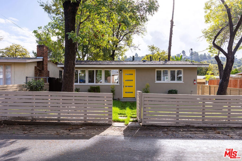 Photo of Listing #26651755