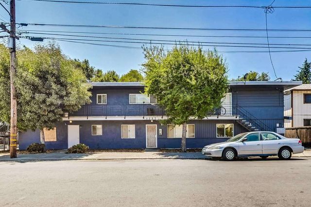 3257 Delaware St, Oakland
