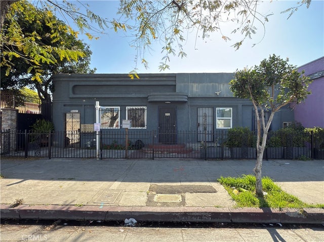 6214 S Western Avenue, Los Angeles