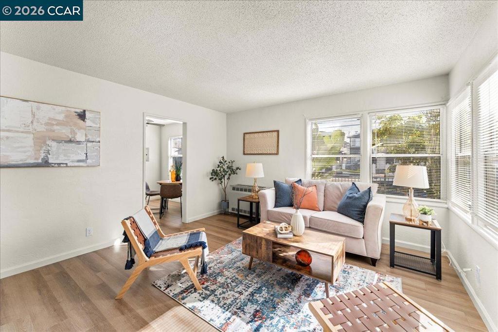 Photo of Listing #41124234