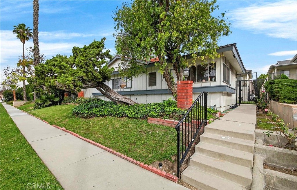 Photo of Listing #PW26035582