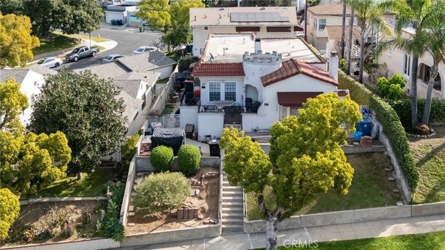 101 Hampden, Alhambra