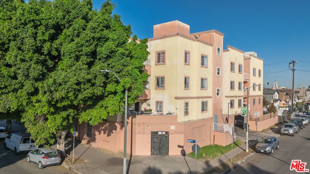 Photo of Listing #26653113