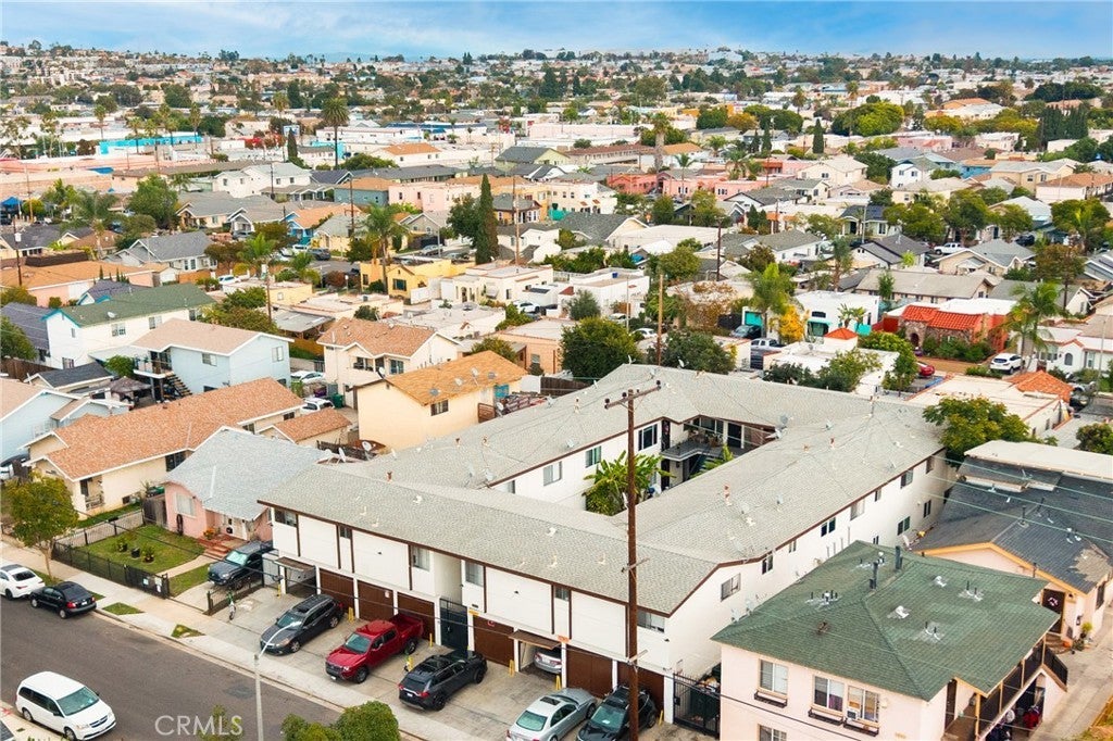 Photo of Listing #IV26035988