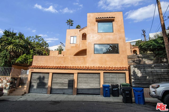 3361 Hamilton Way, Los Angeles