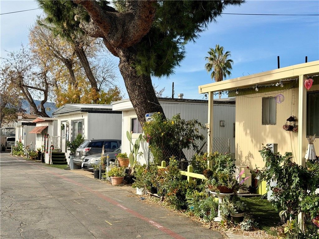 24833 Railroad, Newhall