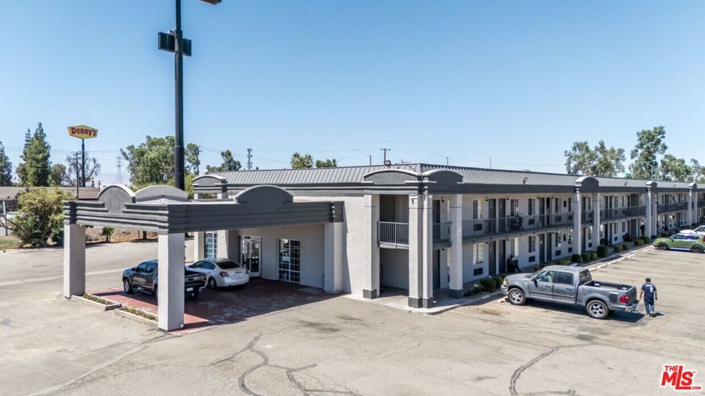 Photo of Listing #26654845