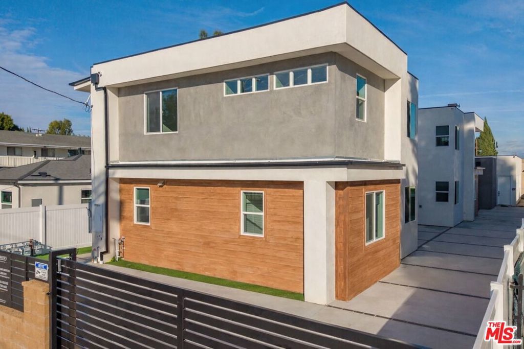 Photo of Listing #26656267