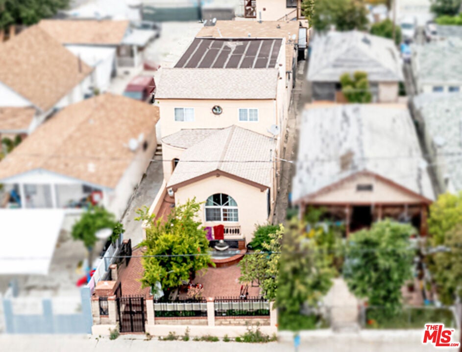 Photo of Listing #26656423