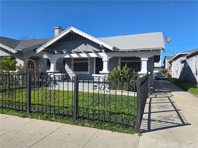 555 W 43rd, Los Angeles