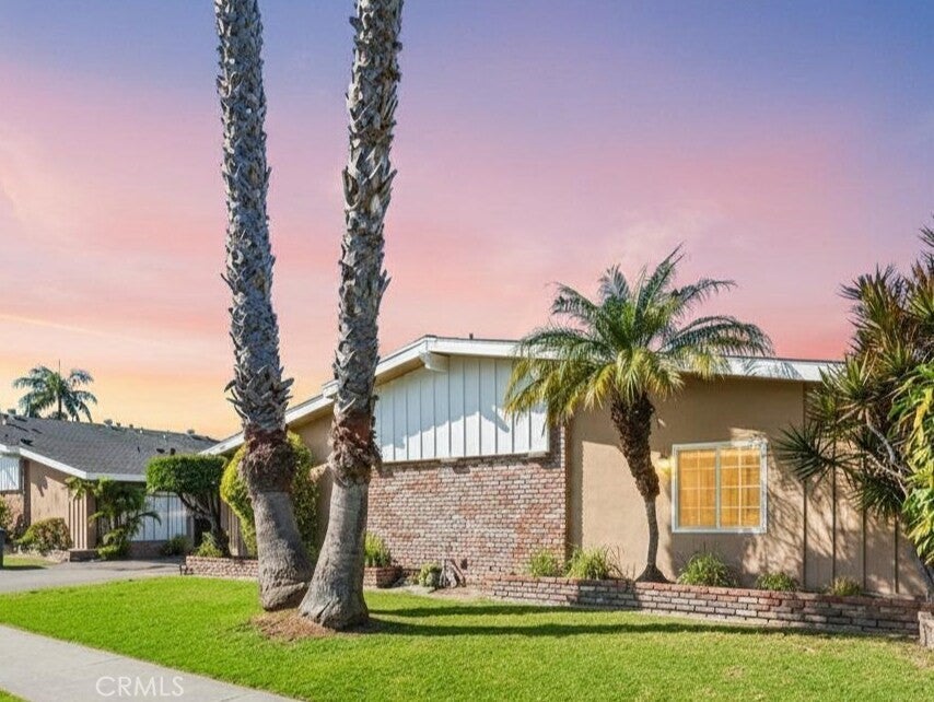 Photo of Listing #OC26042190