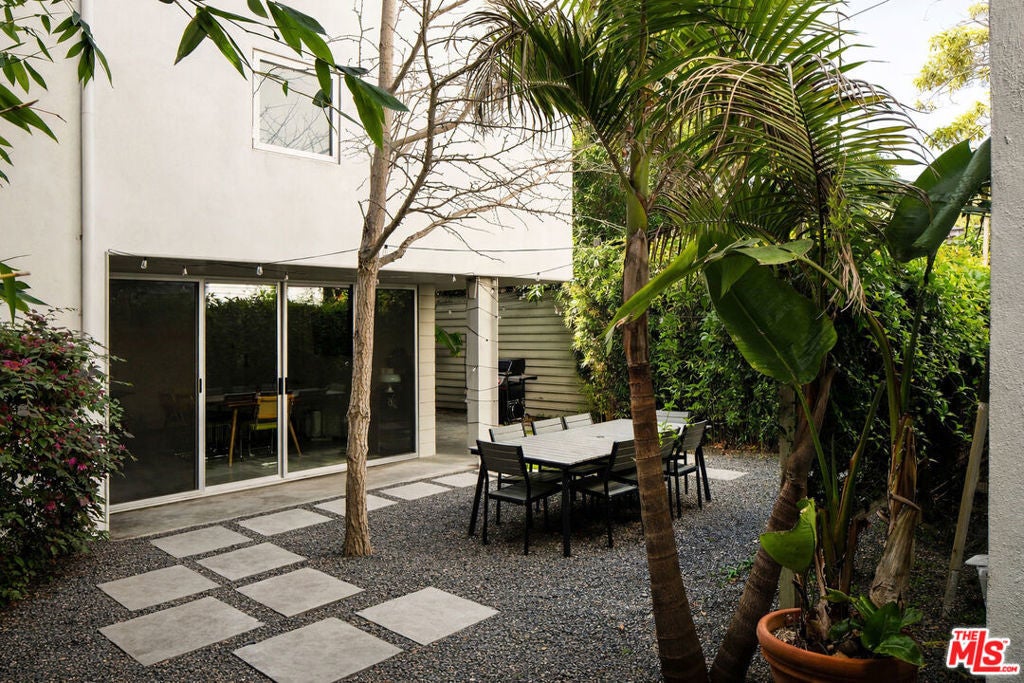 Photo of Listing #26658497