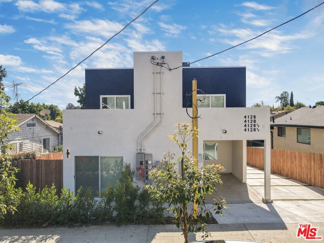 4126 Clayton Avenue, Los Angeles