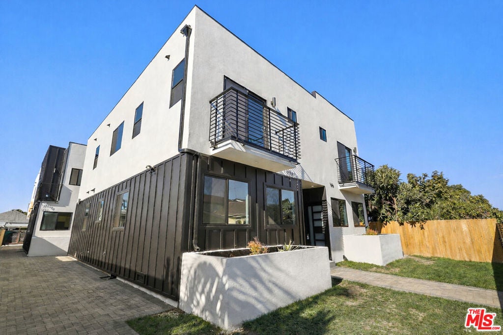 Photo of Listing #26662385