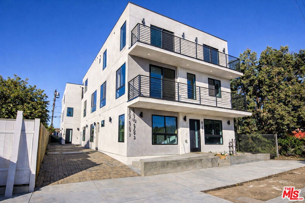 Photo of Listing #26661817