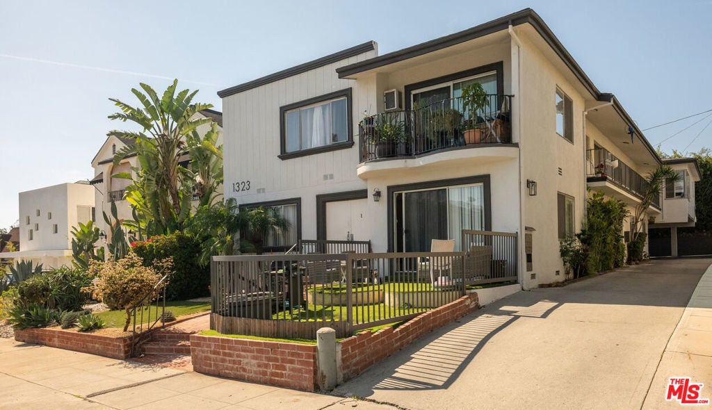 Photo of Listing #26658983