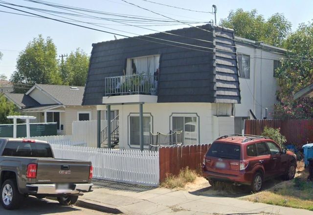 217 Madison Avenue, Redwood City