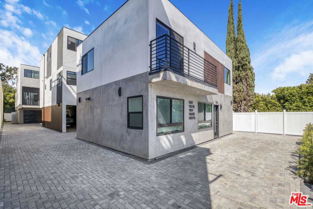 Photo of Listing #26662613