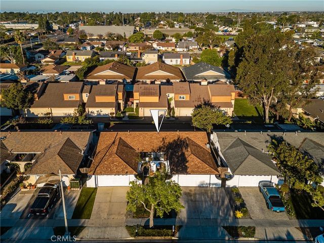 2171 Pomona, Costa Mesa