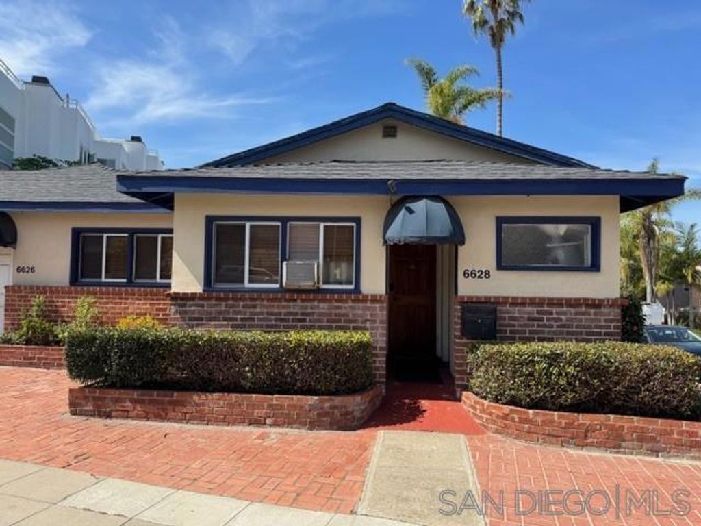6628 La Jolla Blvd., La Jolla