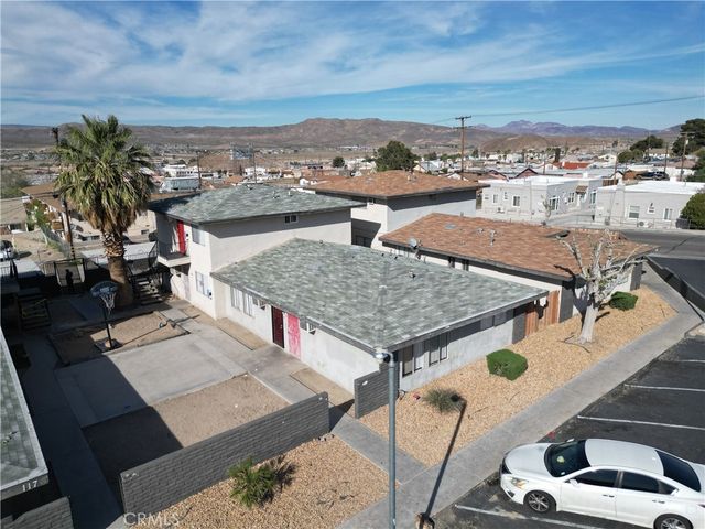 109 W Buena Vista, Barstow