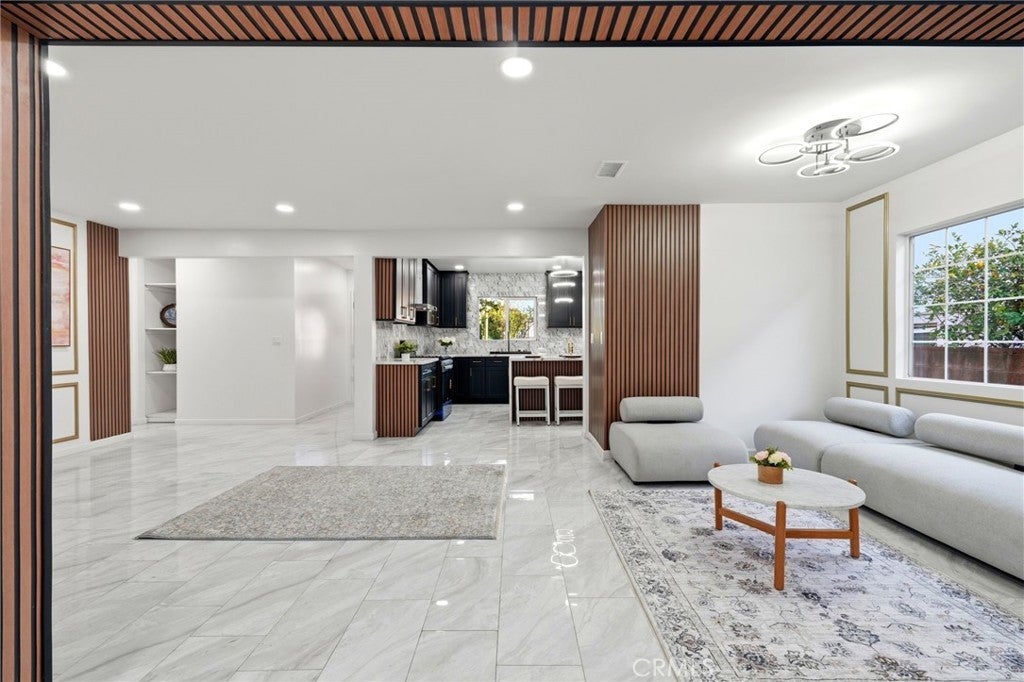 Photo of Listing #SR26058034