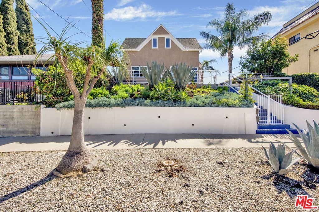 Photo of Listing #25605611