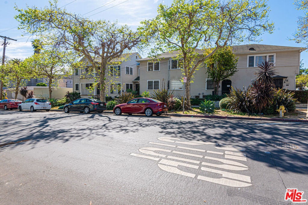 Photo of Listing #26665803