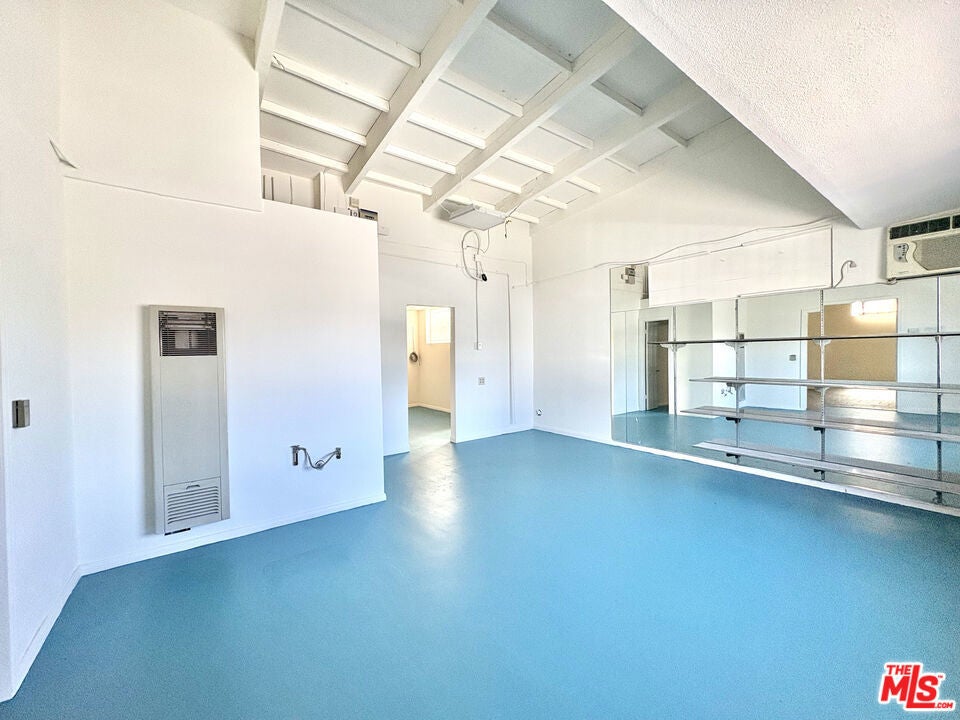 Photo of Listing #26661215