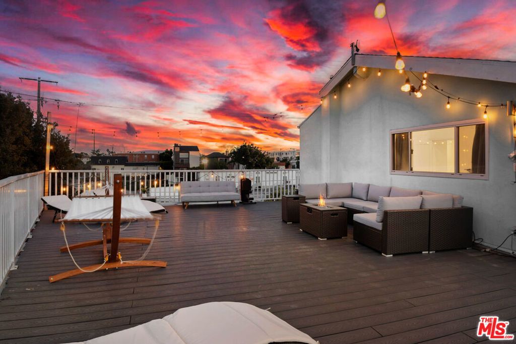 3115 Strongs Drive, Venice