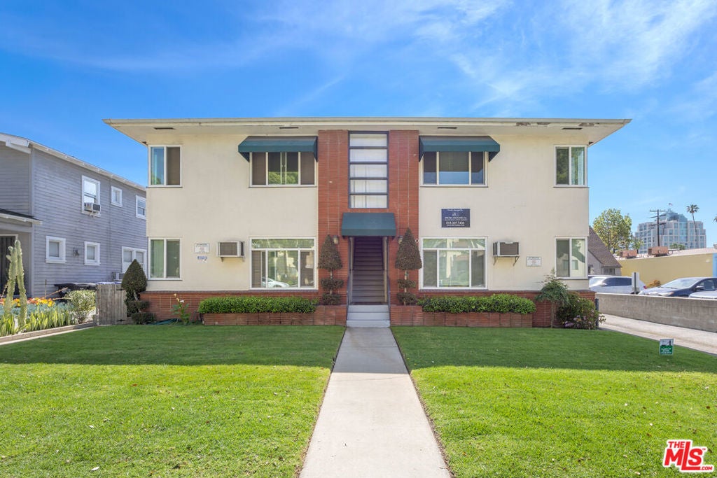 Photo of Listing #26667261