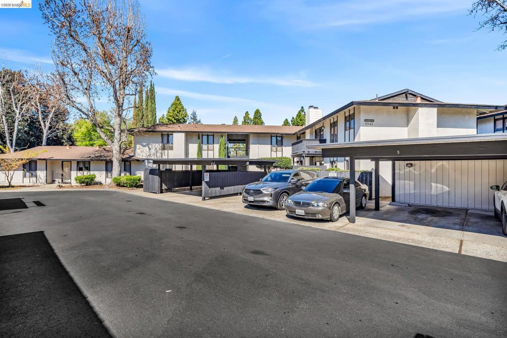 Photo of Listing #41127882