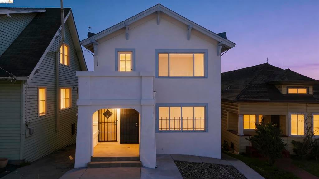 Photo of Listing #41128366