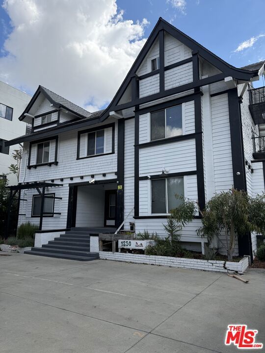 Photo of Listing #26669187