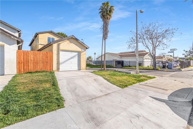 2027 E 105th, Los Angeles