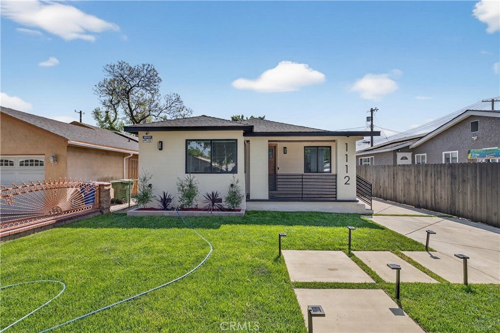 Photo of Listing #DW26067046