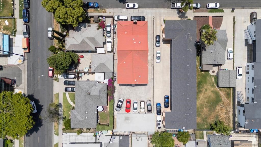489 E 55th St E, Long Beach