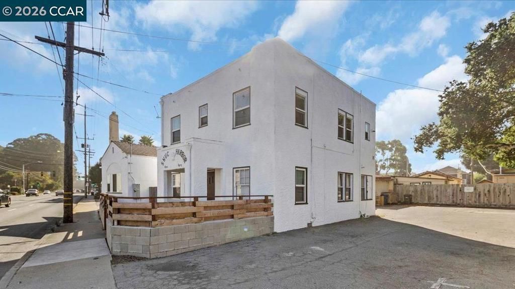 1230 Del Monte Ave, Monterey