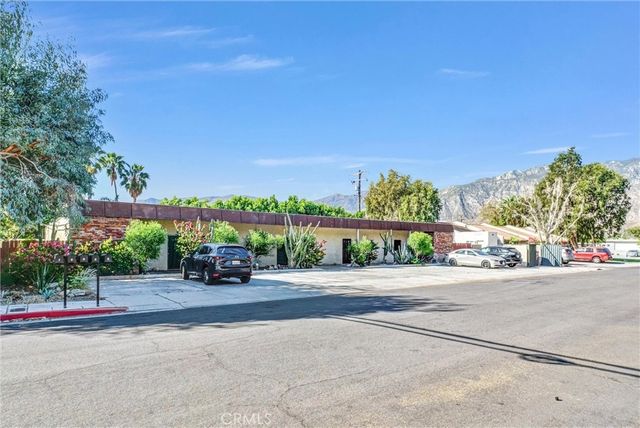 3737 E Calle De Carlos, Palm Springs
