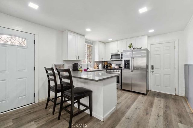 603 Hill, Bakersfield