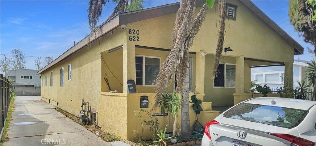 622 W 91st, Los Angeles