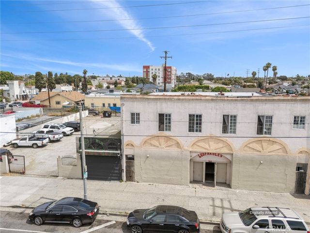 7916 S Central, Los Angeles