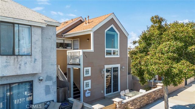 219 32nd Street, Newport Beach